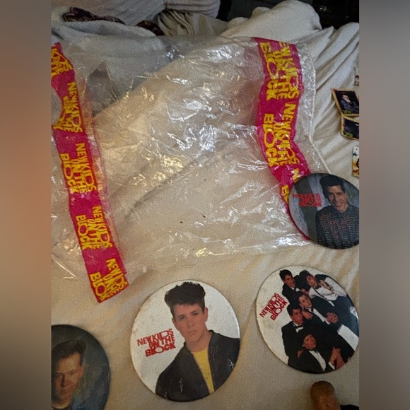 HUGE! New Kids On the Block vintage collectors lot!! - Picture 9 of 16